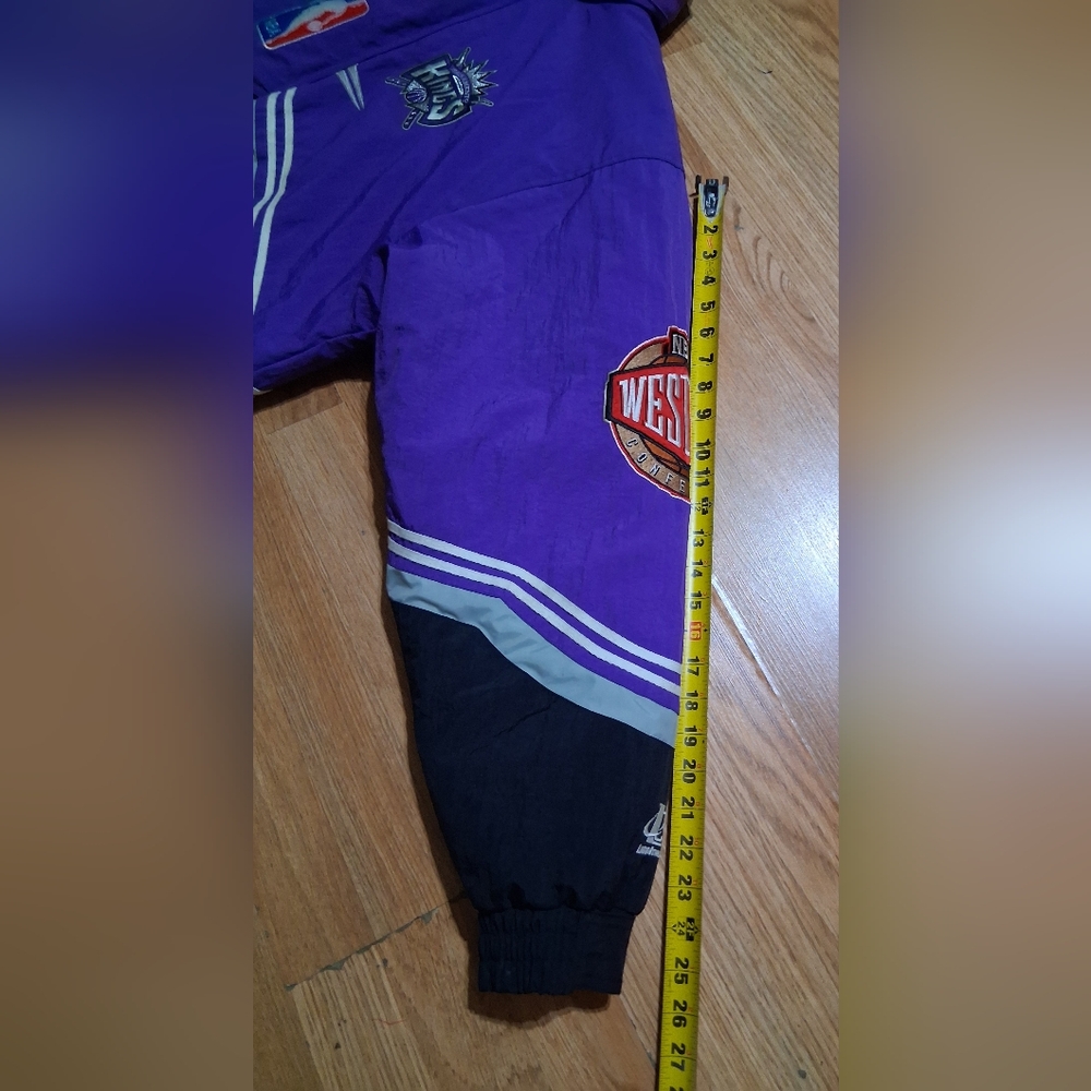 Vintage Logo Athletic Purple NBA  Puffer Jacket Sz. L Made In Macau - Picture 5 of 9